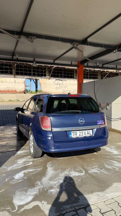 Opel Astra Primul proprietar, incepand cu 2008