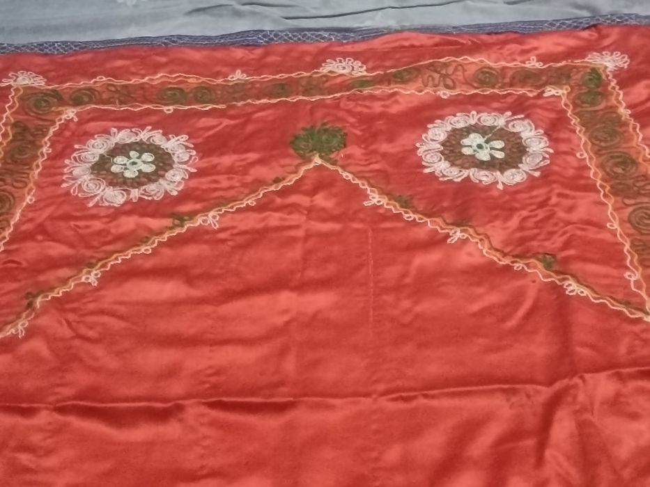 Qadimiy kashta so'zanna