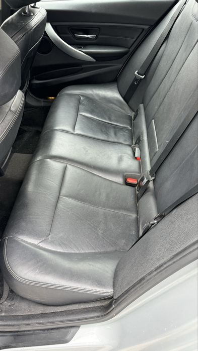 BMW F31 Кожен салон recaro