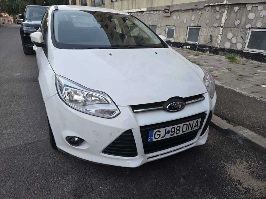 Ford Focus al doilea proprietar consola android incorporata
