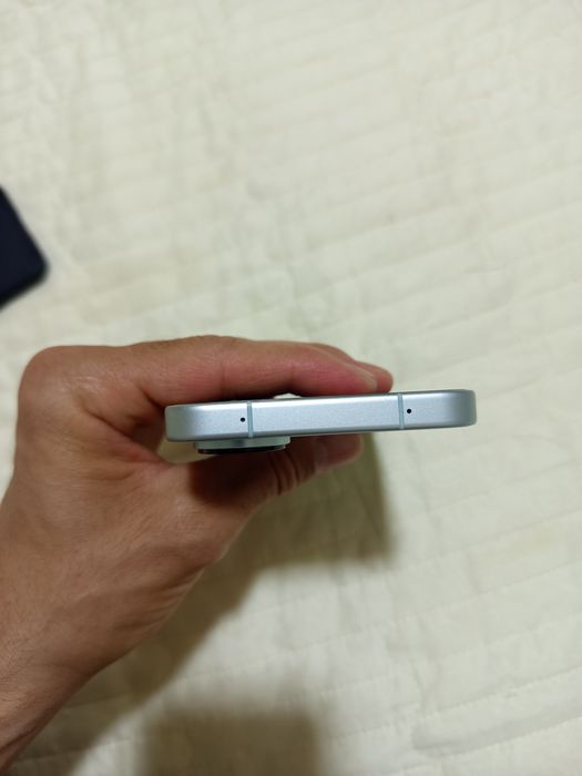 VIVO X200 FE Global versiya
