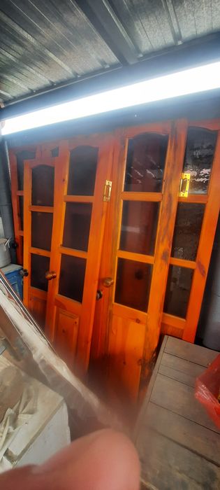 Продам двери окна