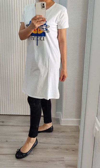 Продам женские футболки