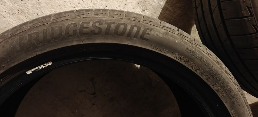 Гуми 225 45 19 Летни