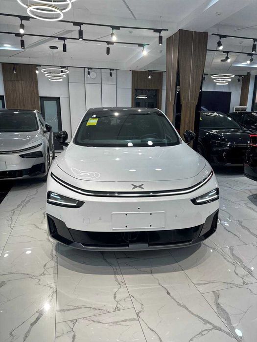 XPENG G7 2026 Model 1700 km Gibrid yurishi Rasmiy kafolat bilan