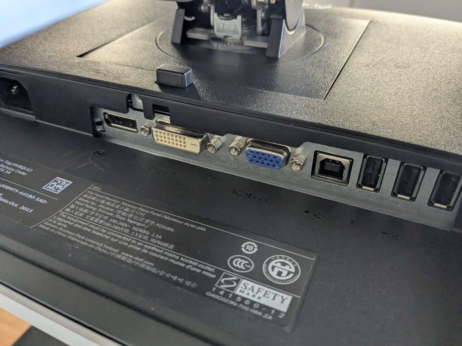 Монитор Dell 23''