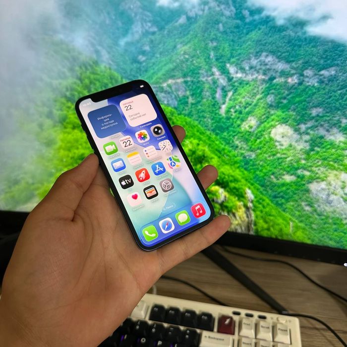 iPhone 12 Mini srochni sotiladi