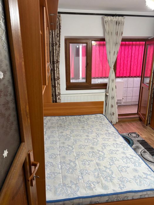 Apartament 2 camere pentru închiriat
