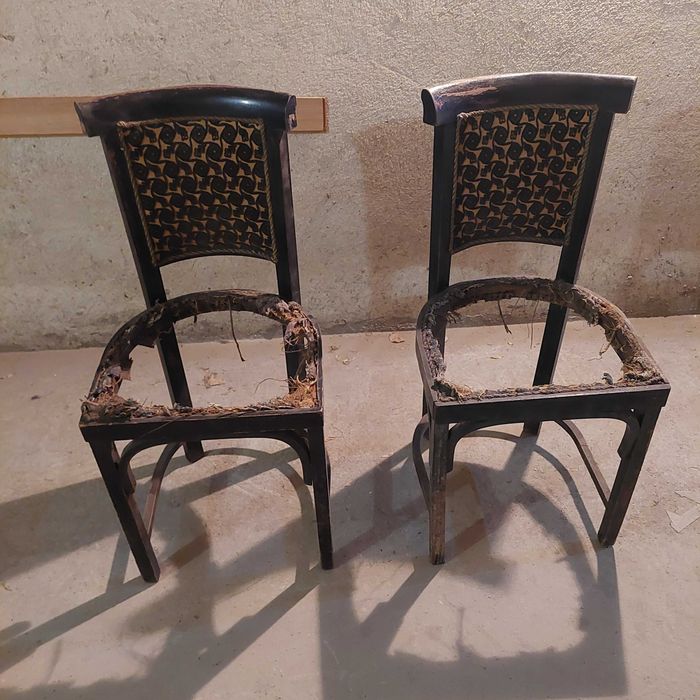 Стари столове от царско време - 4 броя.