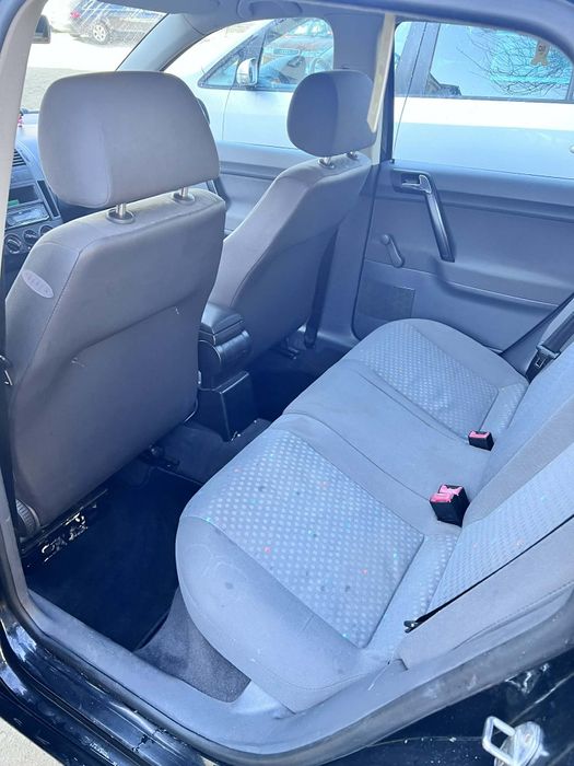 Wolkswagen polo 1,2 benzina 6v  acte la zii