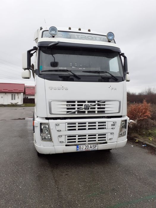 Volvo fh 500 650000 km 2008 cu semiremorca aluminiu schimb utilaje