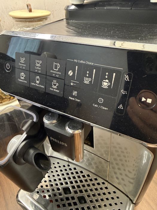 Espressor automat Philips 3200 LatteGo EP3246