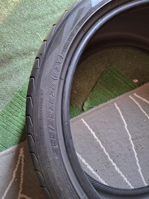 255 35 20 Yokohama DOT 2020 vara