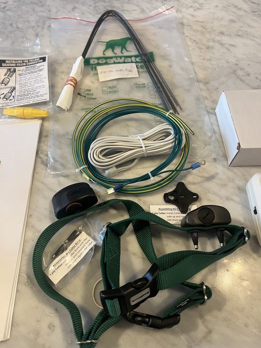 Sistem complet gard invizibil DOGWATCH system 1200/R12