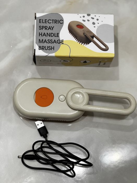 Уред за почистване на козина на домашен любимец