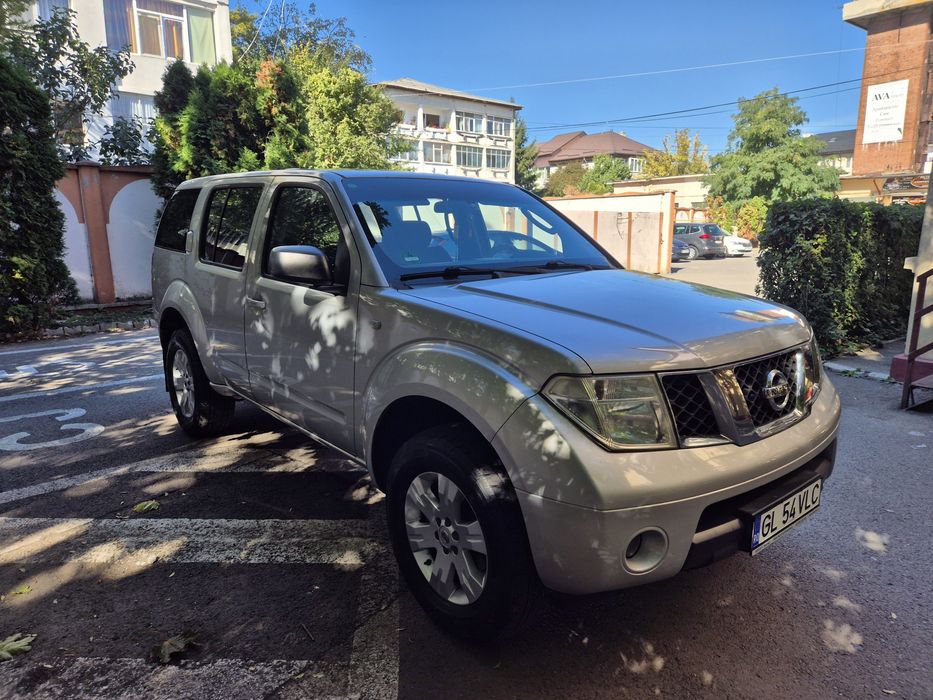 Nissan Pathfinder  2007.