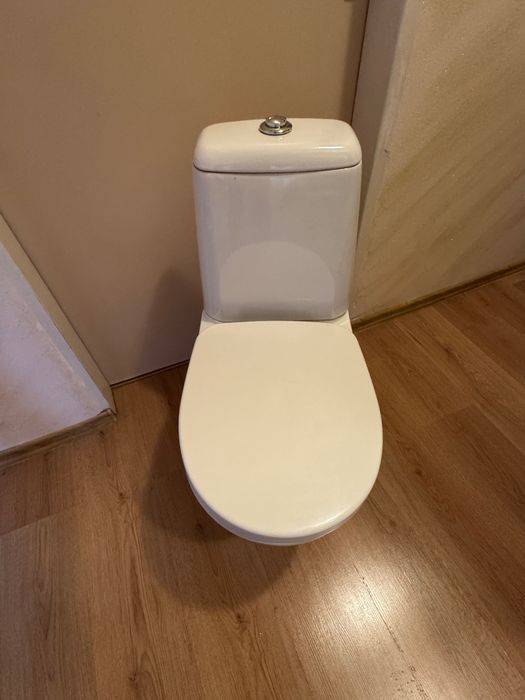 Тоалетна Моноблок VIDIMA KORONA