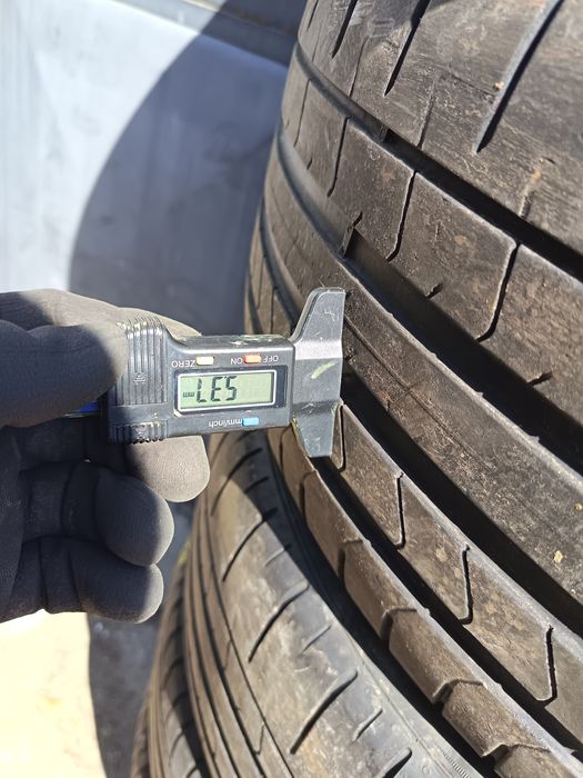 Anvelope vara 245 40 20 și 275 35 20 pirelli 5-6mm