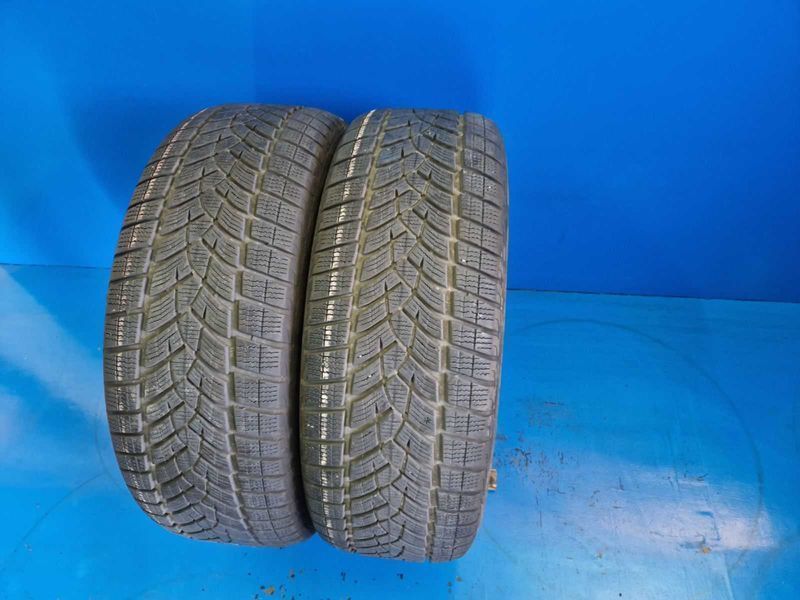 2 Goodyear R19 235/55
зимни гуми DOT4118