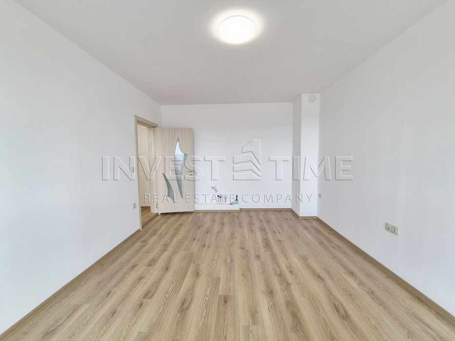 Продава се Тристаен апартамент в Варна, Кайсиева градина - 66 кв.м за 2029 €/кв.м - Снимка #1