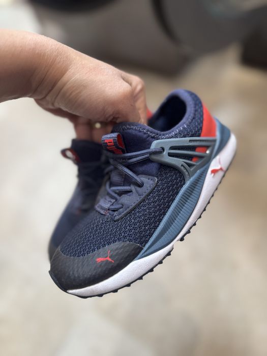 Adidasi Puma marime 27