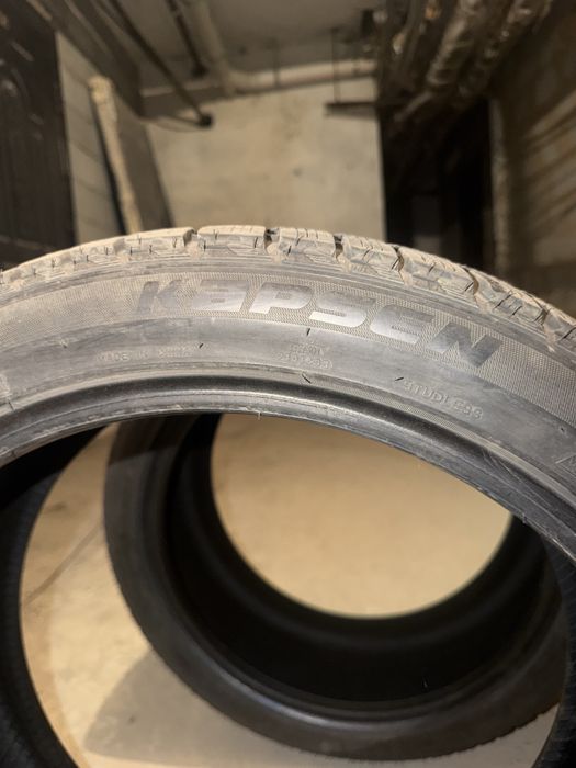 Продом зимние шины R19 245/40