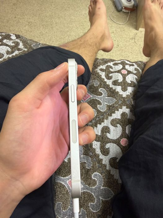 Продам iphone 13 mini