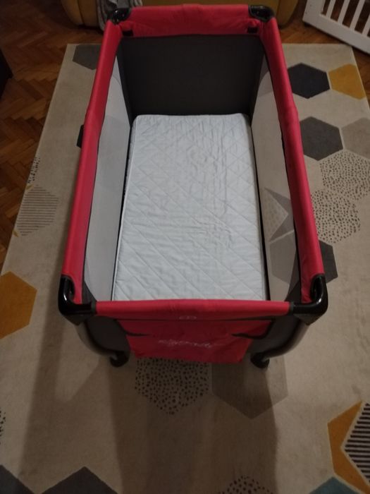 Pat pătuț cu saltea pentru bebeluși stare buna