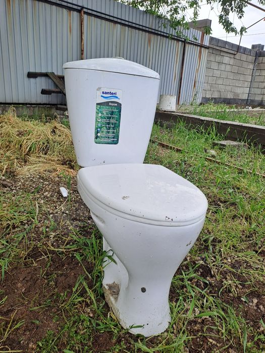 Продам унитаз с доставкой