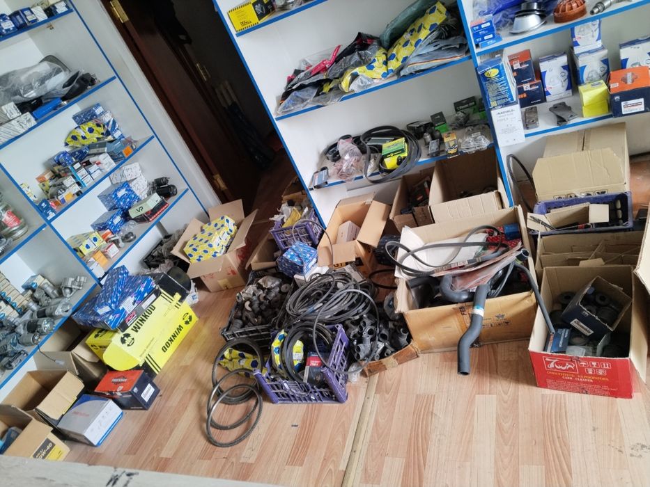 магазин автозапчастей