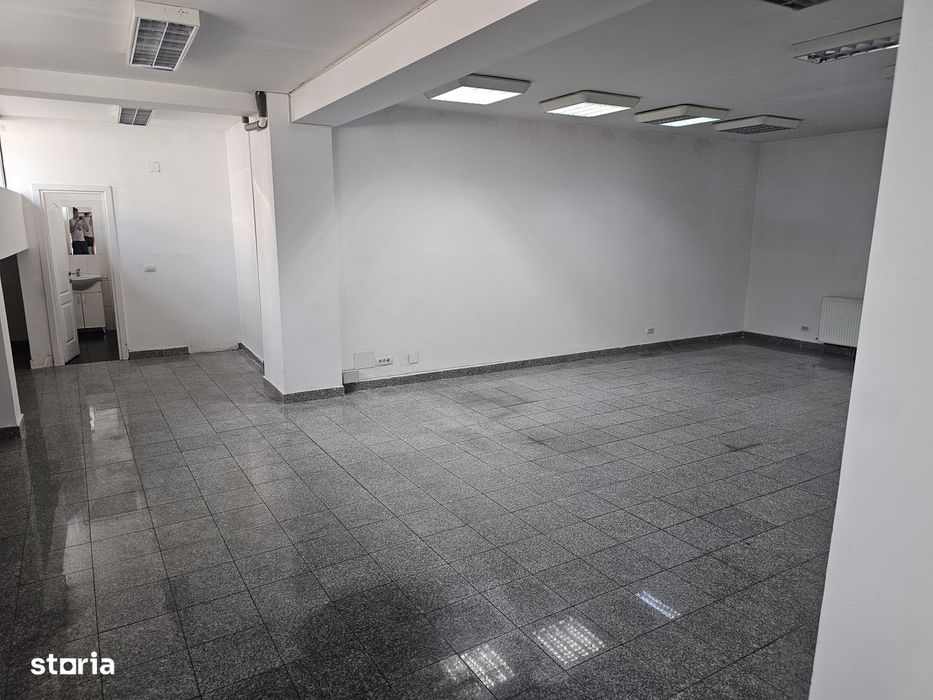 Spatiu Comercial intrare Sos. Giurgiului