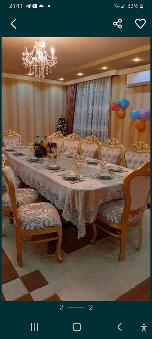 Продаются стол со стульями.