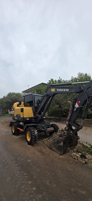 Ekskavator volvo 60 pro sotiladi