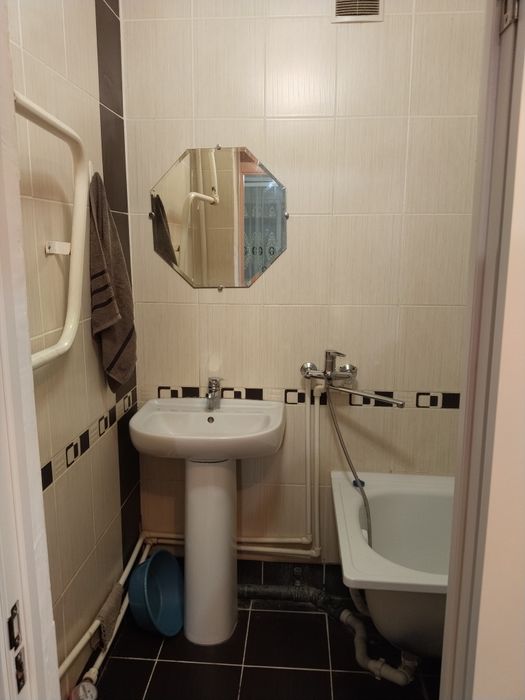 Сдам Квартира 12 мкр.