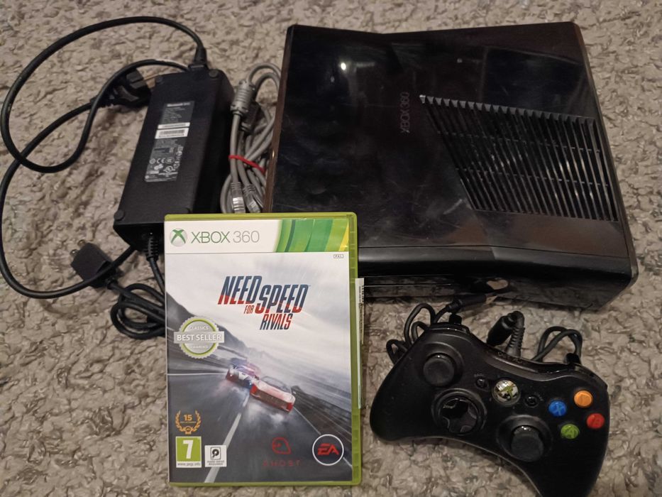 XBOX360 consola XBOX 360 slim + 1 joc bonus Need for Speed Rivals