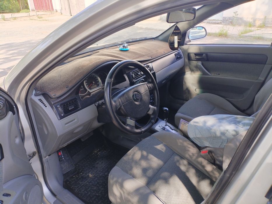 Lacceti satiladi avtamat