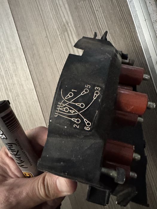 Capac delcou mercedes original motor 6 in linie