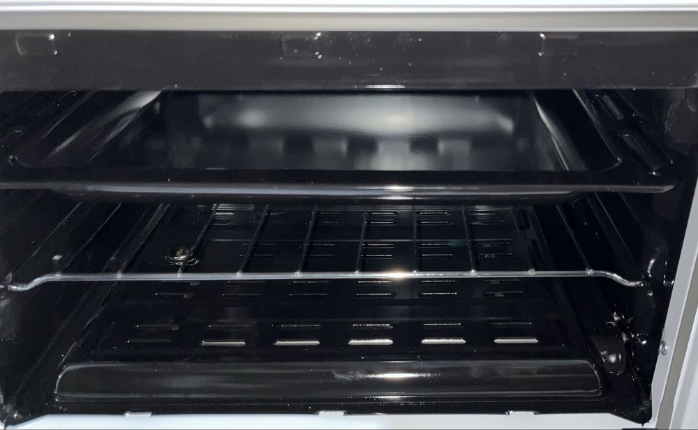 Мини фурна с котлони Snaige