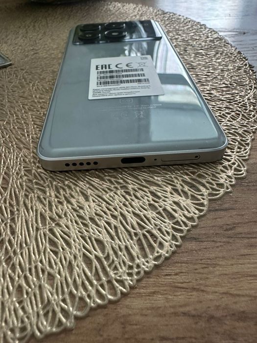 Продам Poco x6 pro 5G