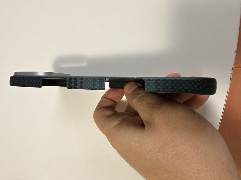 Vand husa Pitaka iphone 16 pro max !!!