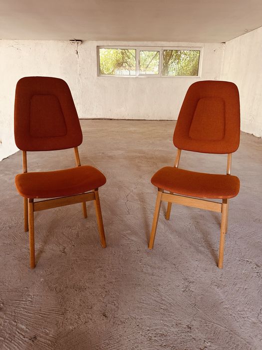 Винтидж скандинавски трапезни столове – Mid Century Modern, 70-те години