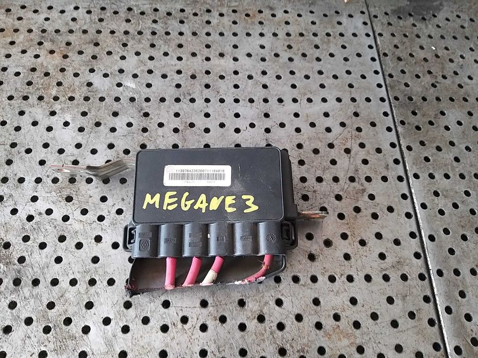 Panou sigurante baterie renault megane 3
