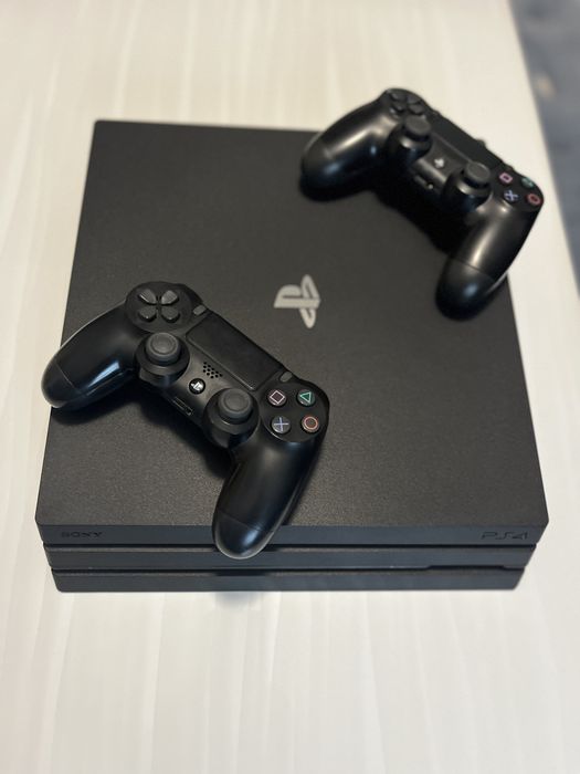 ps4 pro 1 tb 2 controale originale