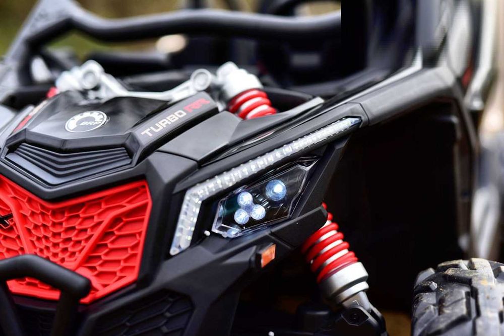 акумулаторен джип Двуместен  Can-Am Maverick 4x4 UTV 24v