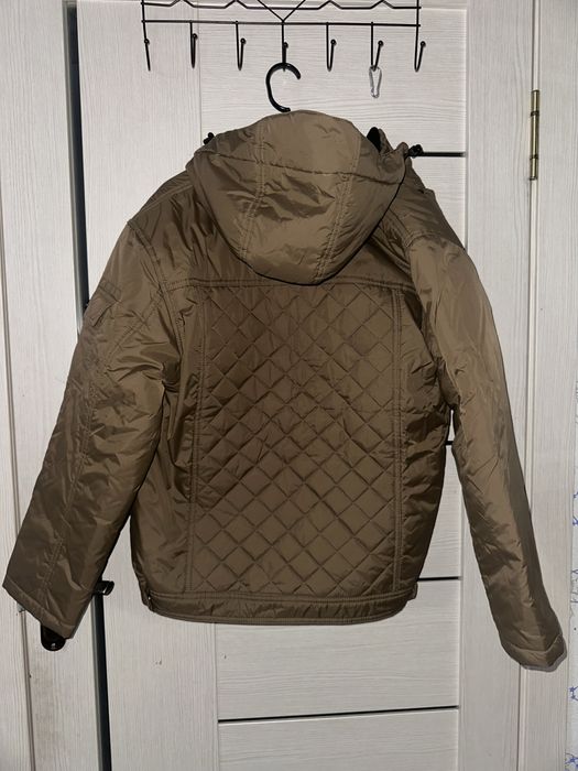 Куртка в хорошем качестве