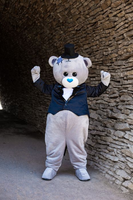 Мишка зайка, Кайрат Нуртас аниматоры