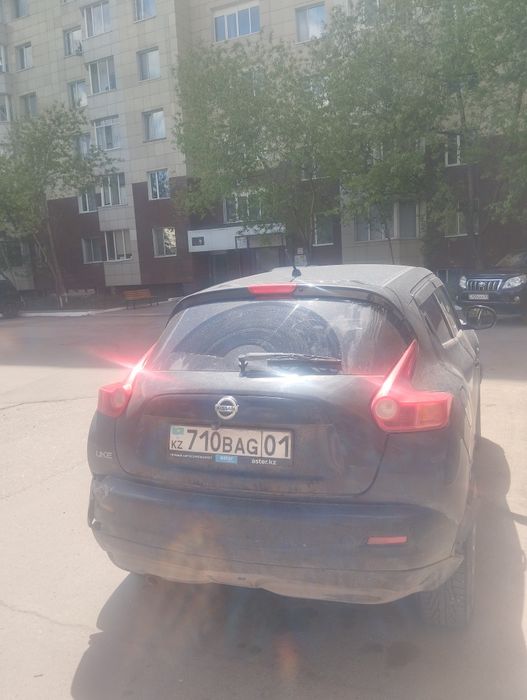 Продаю машину Nissan juke 2013