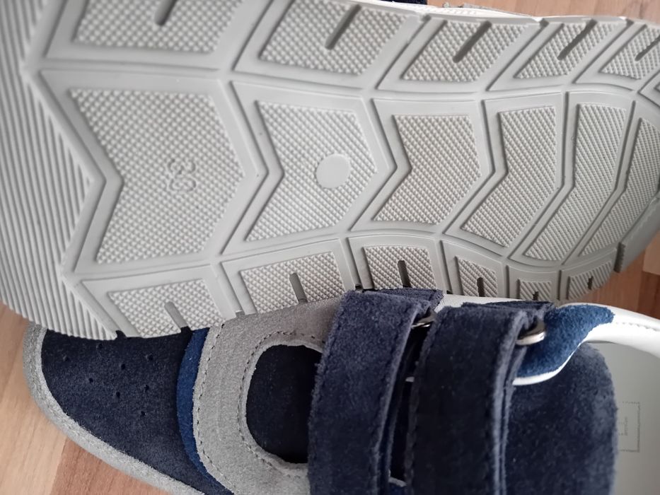 Нови ест.кожа и ест.велур маратонки