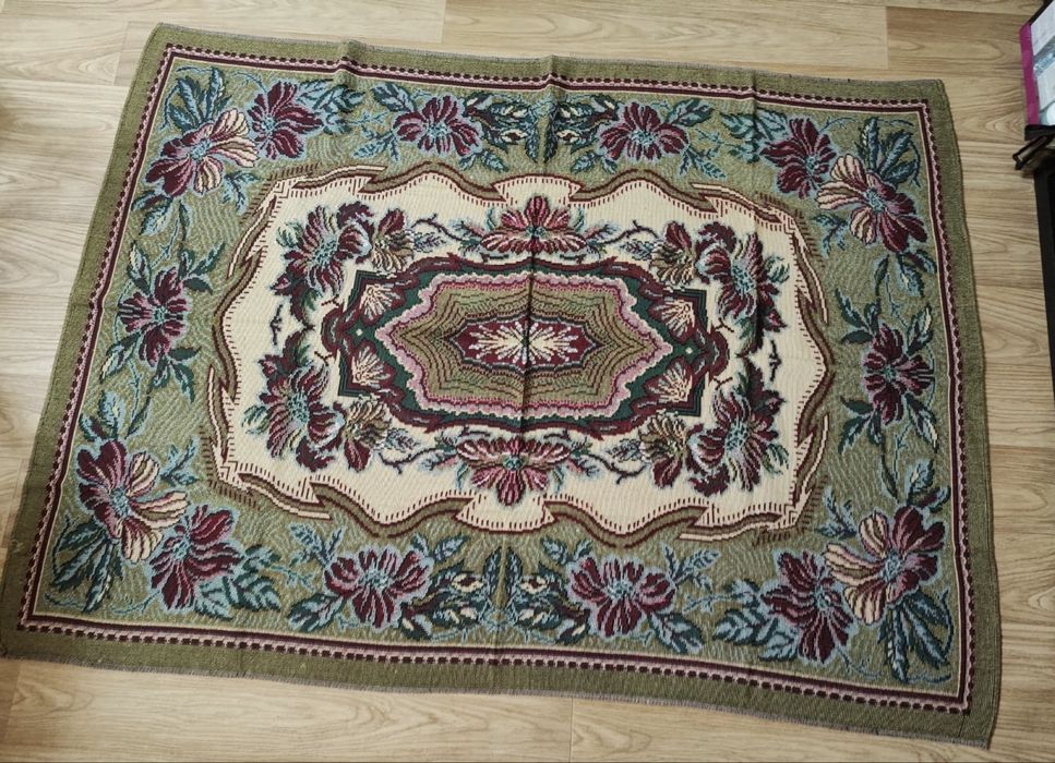 Продам покрывало новое