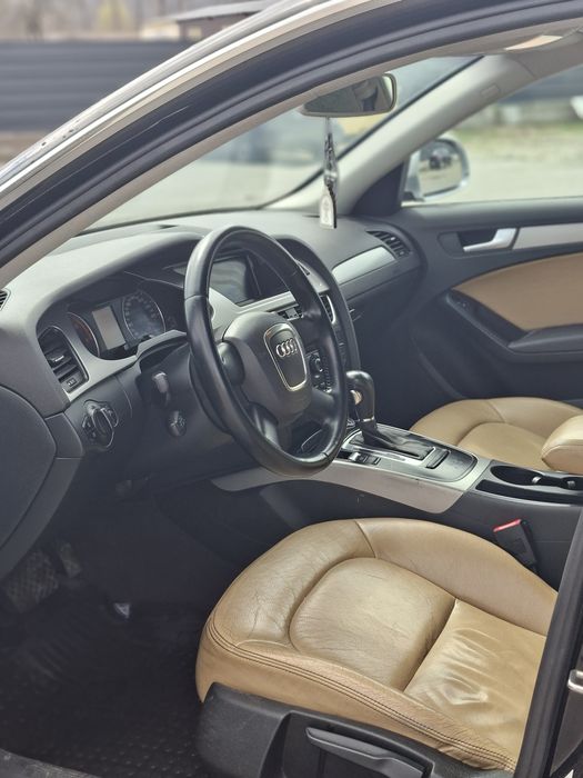 Vand /Schimb Audi A4 2.0 TDI 2009 Automat 143 CP